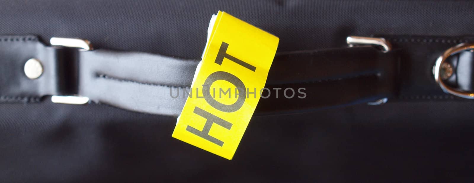 Luggage baggage bag with yellow hot tag