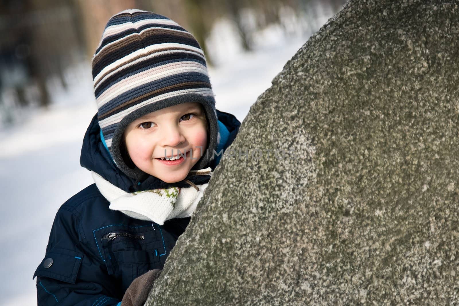 baby peep out of the stone