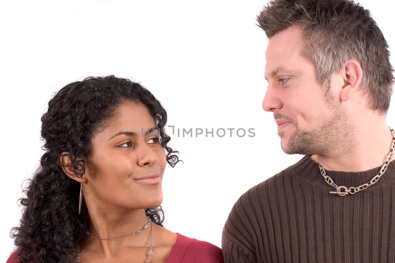 Diverse couple; looking at eachother by Fotosmurf