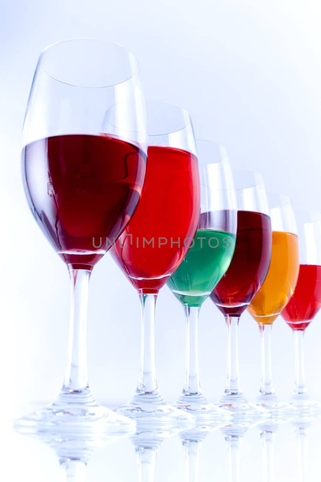 Colored glasses arranged on a glass substrate