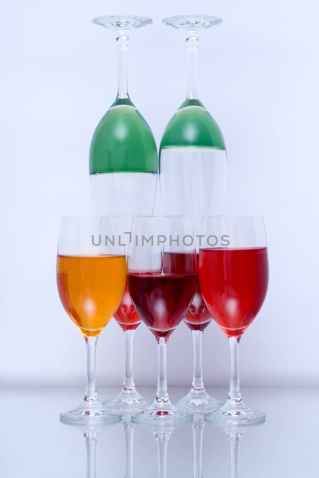 Colored glasses arranged on a glass substrate