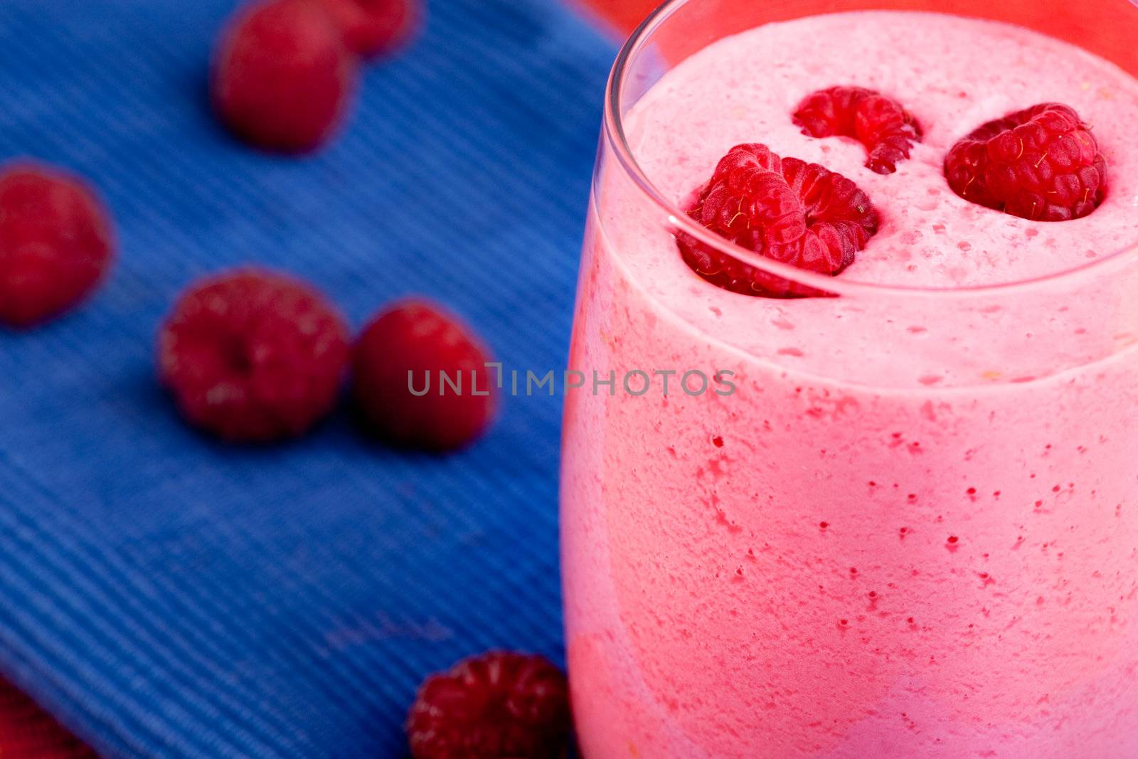 A cool raspberry smoothie detail