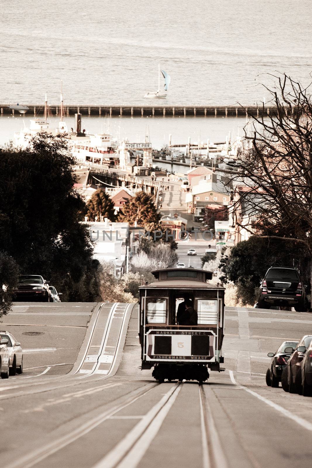 A San Francisco cable car desending down Hyde Street