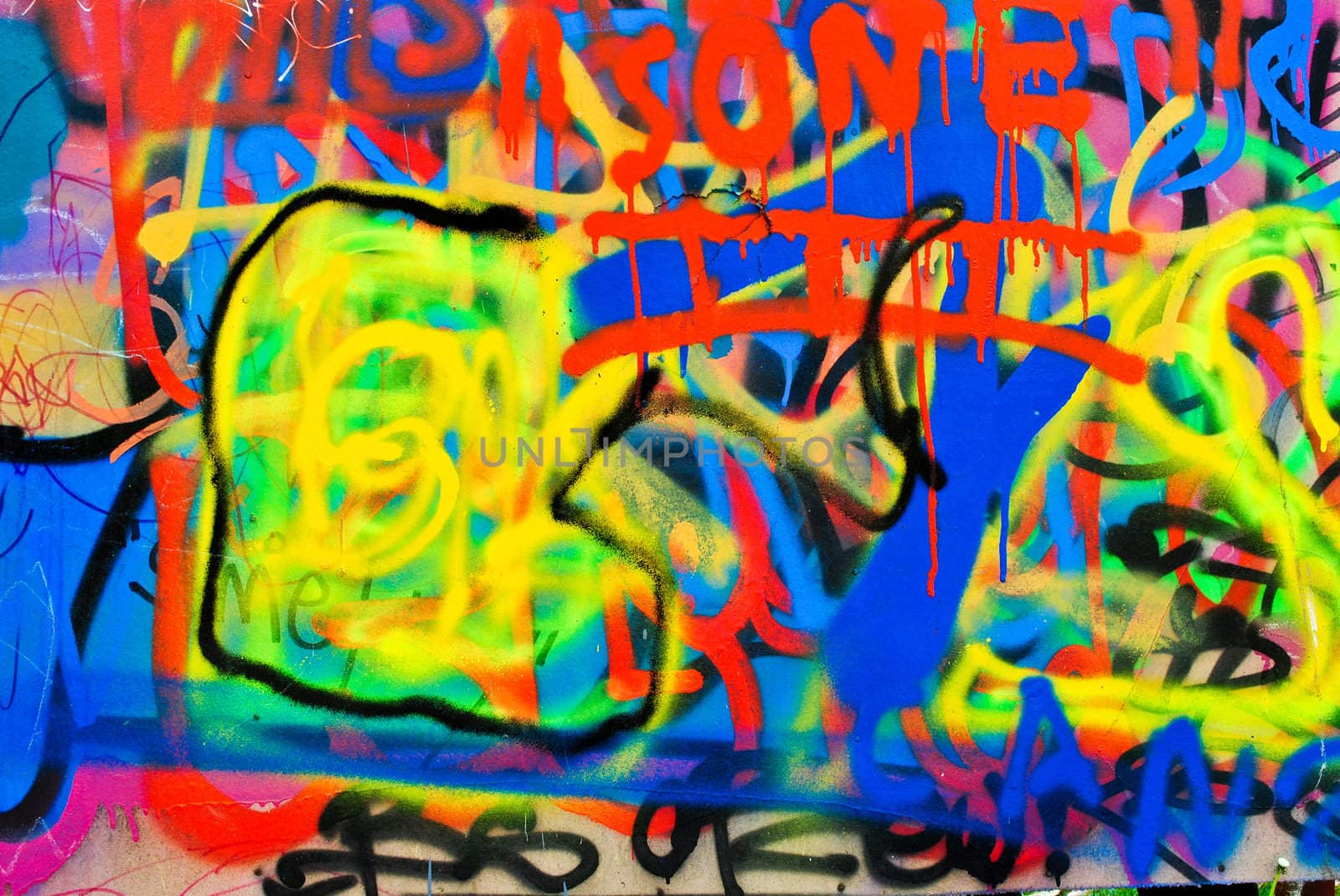 Colourful graffiti painting with blue, yellow and red
