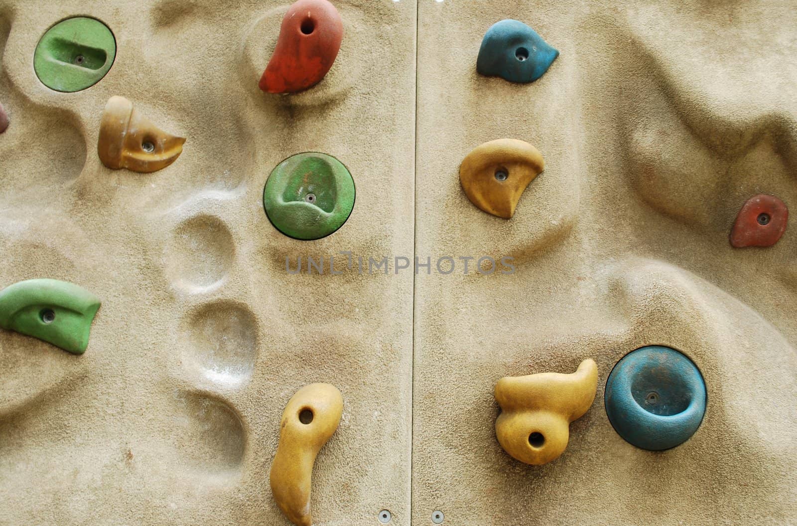 climbing wall details, necessary objects to climb