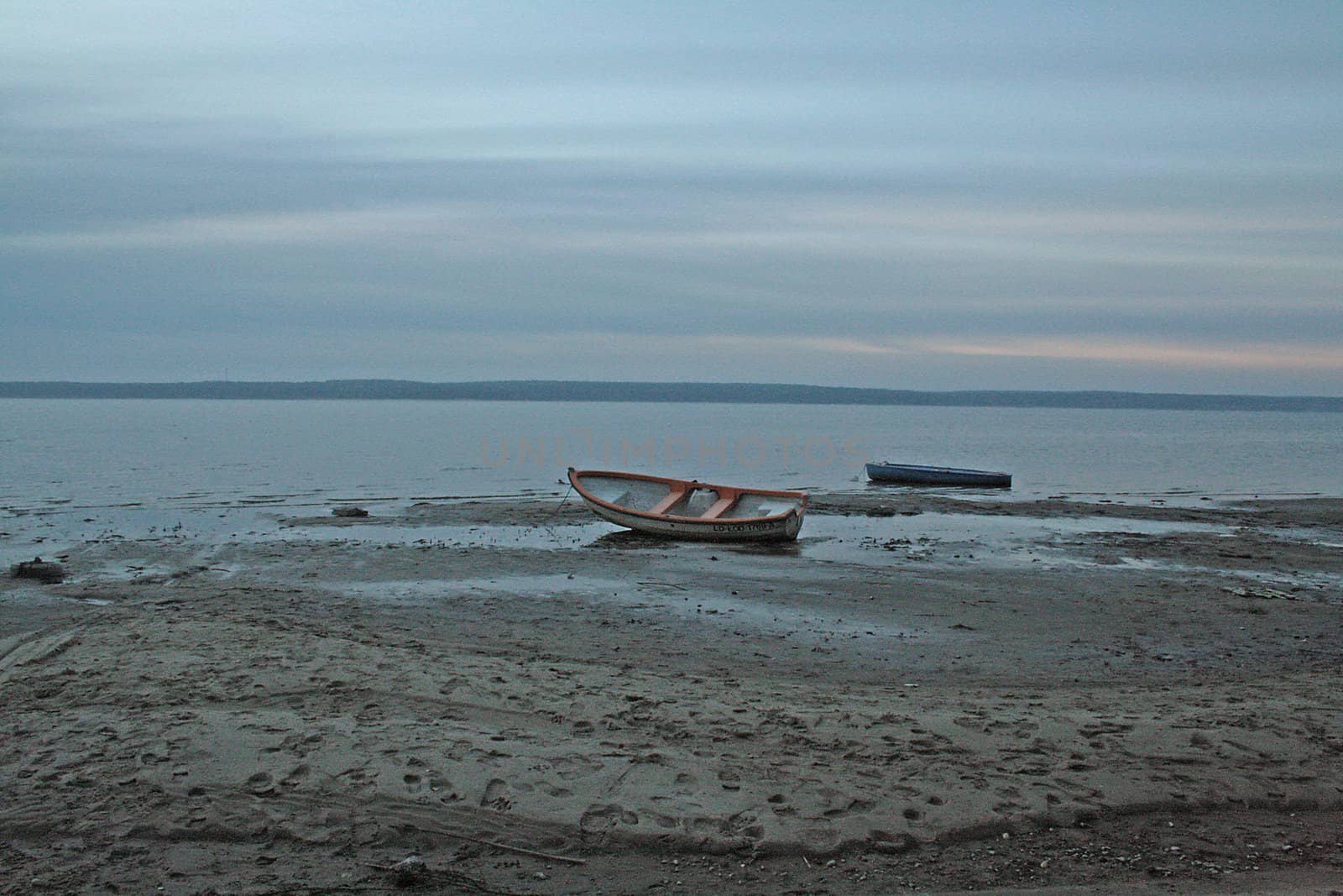 lake beach by fitec