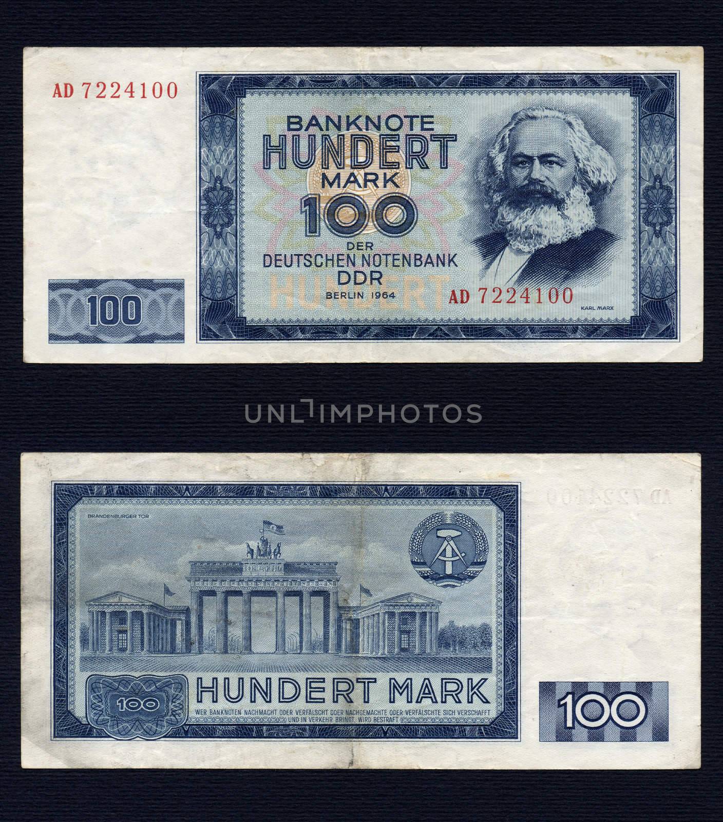 100 Mark banknote from the DDR (East Germany) with Karl Marx - Note: no more in use since german reunification in 1990