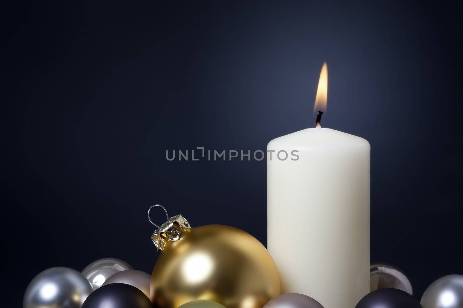 An image of a nice christmas candle background
