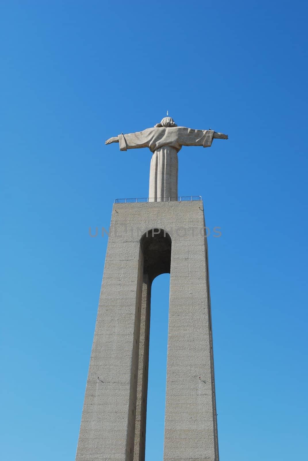 famous religious monument in Lisbon