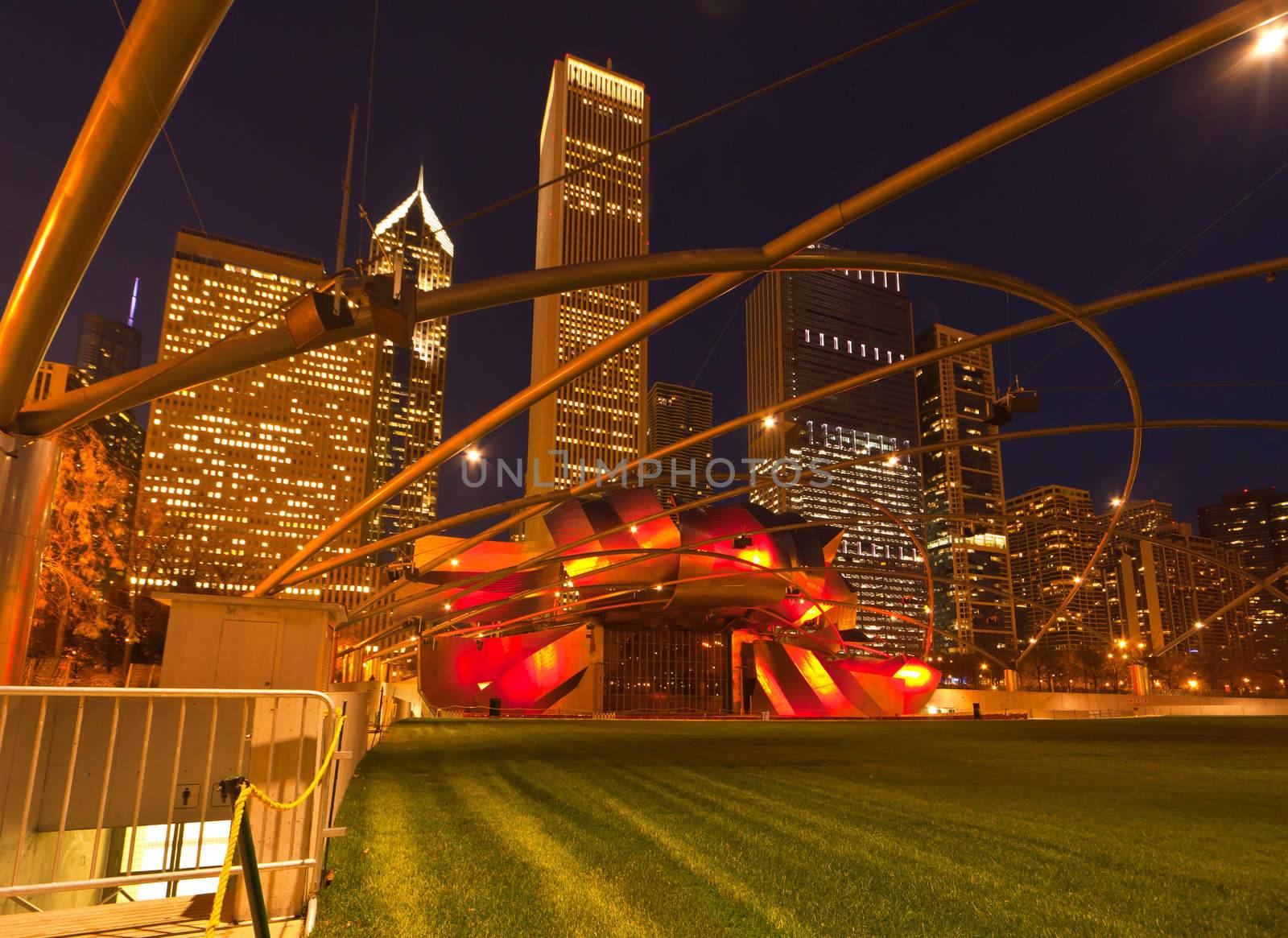 The Millennium Park in downtown Chicago at night