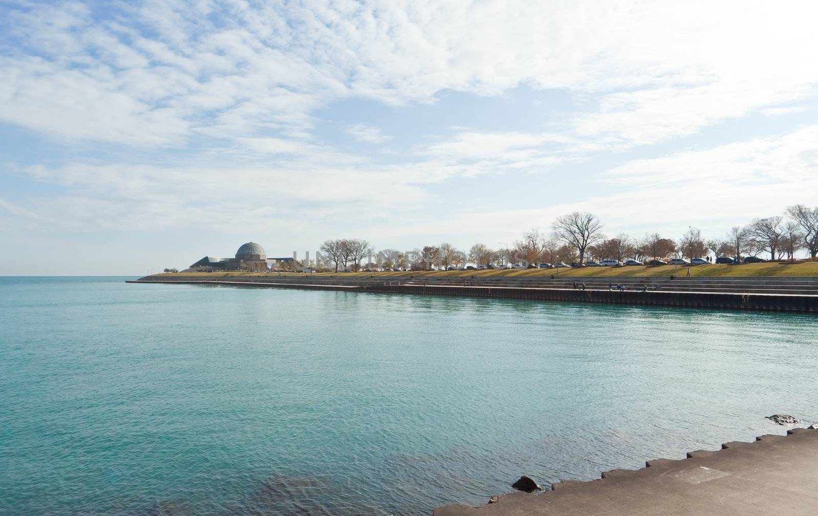 The Michigan lake shore in Chicago by gary718