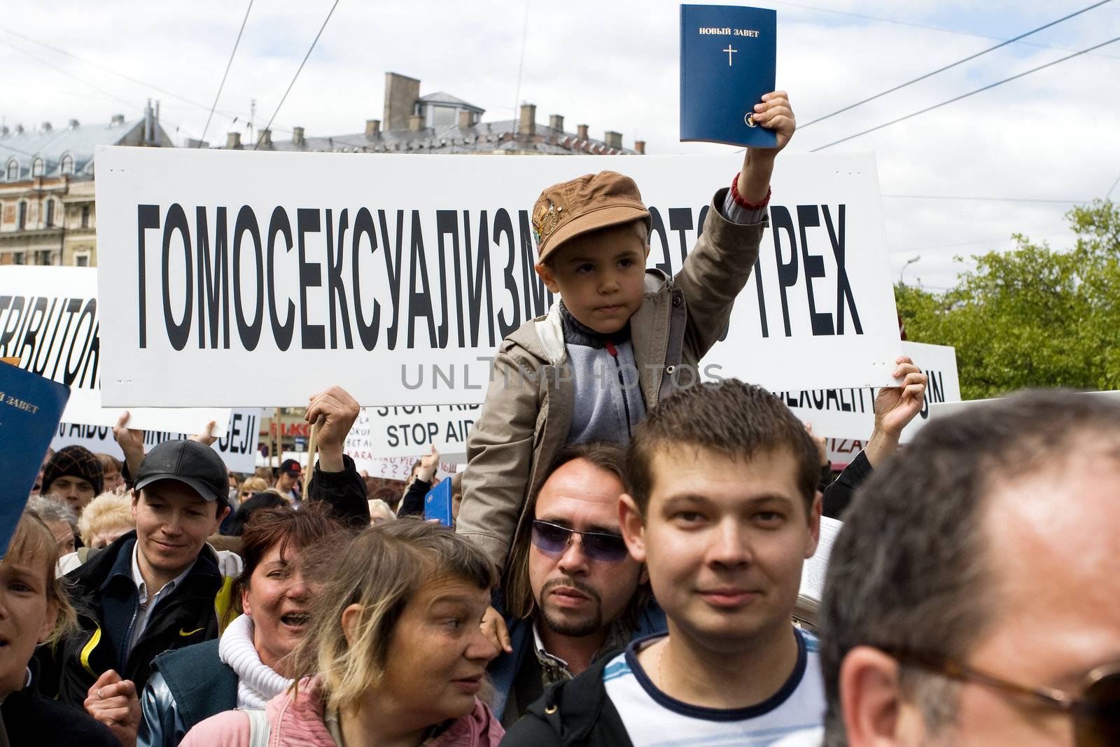 Protestors against Riga pride 2009 by ints