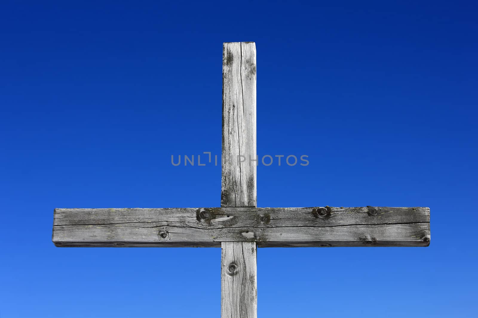 Weathered Wood Cross by monner