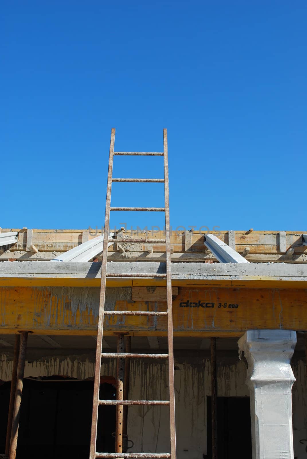 Ladder to access framework on roof by luissantos84