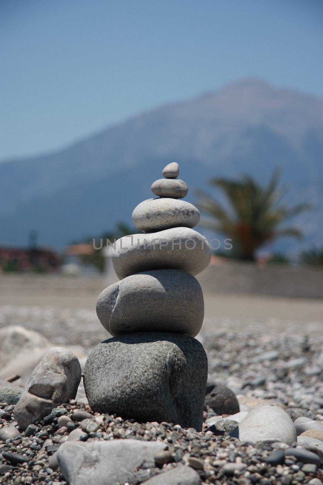 Stones in the desert by Kudryashka