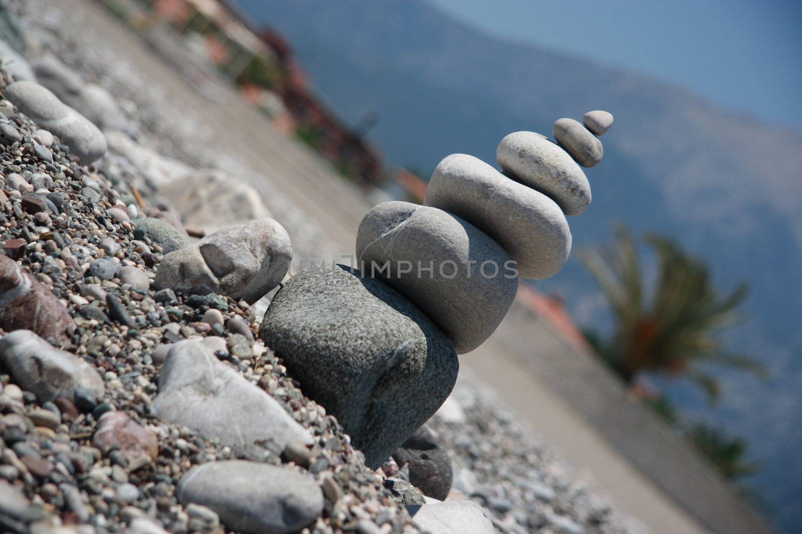 Stones in the desert by Kudryashka