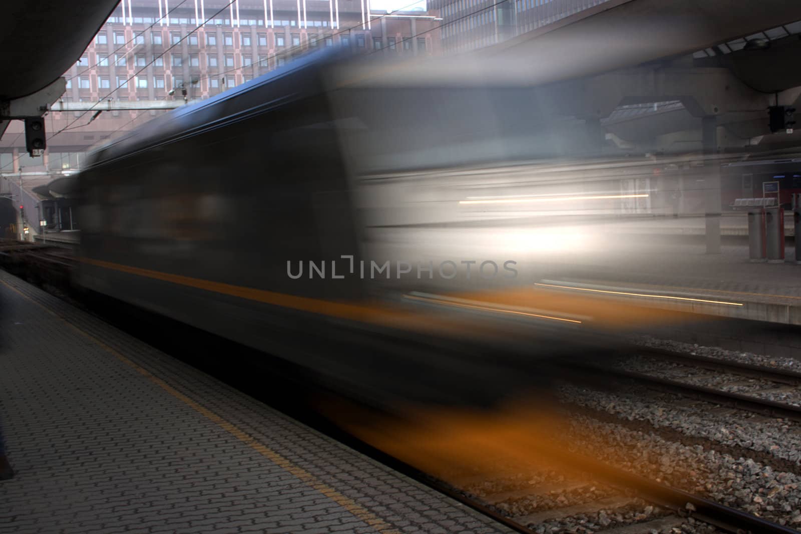 Fast moving train by sundaune