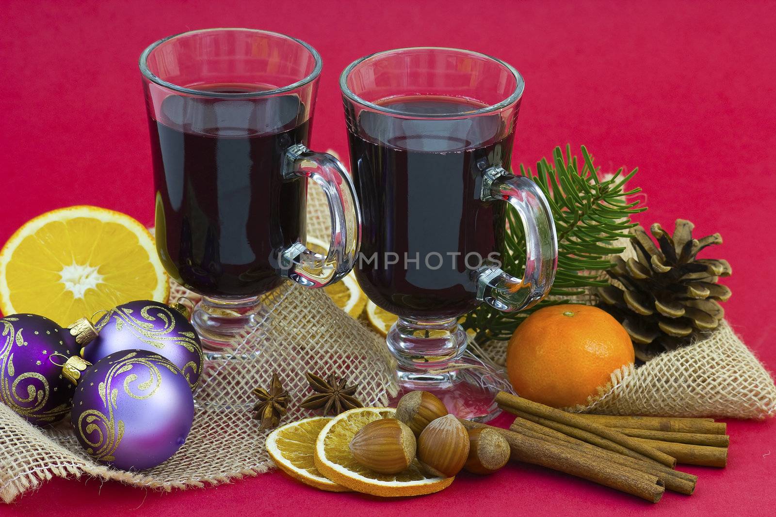 hot wine and christmas decoration