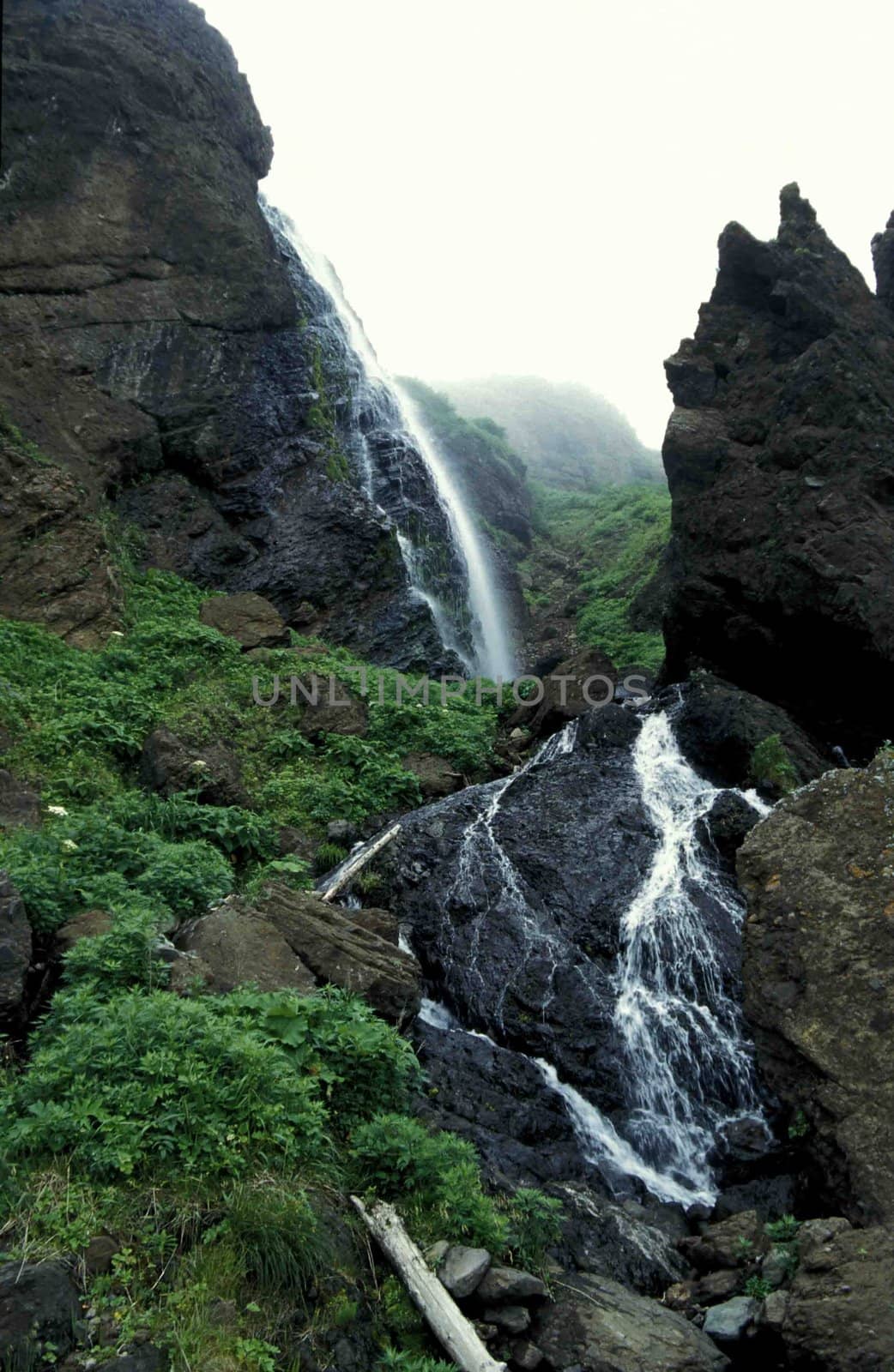 waterfall by Bizon