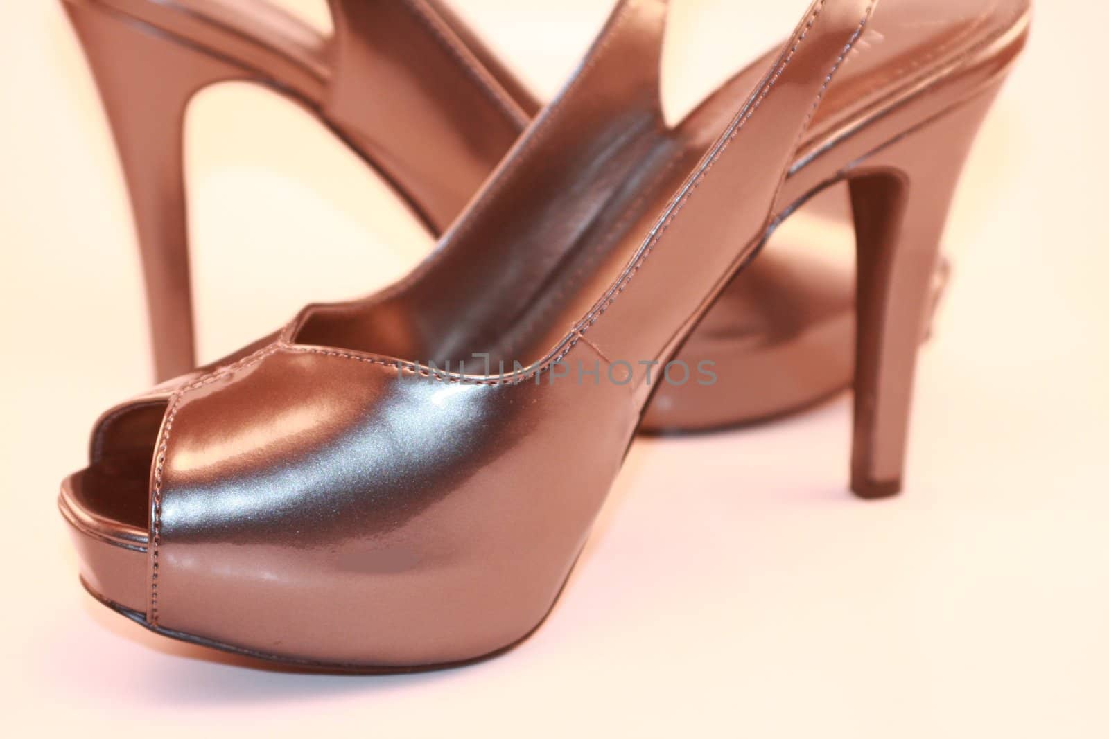 Women's high heel silver shoes. Sexy shoes for fashion, holiday and special occasion. Attractive women's shoes.