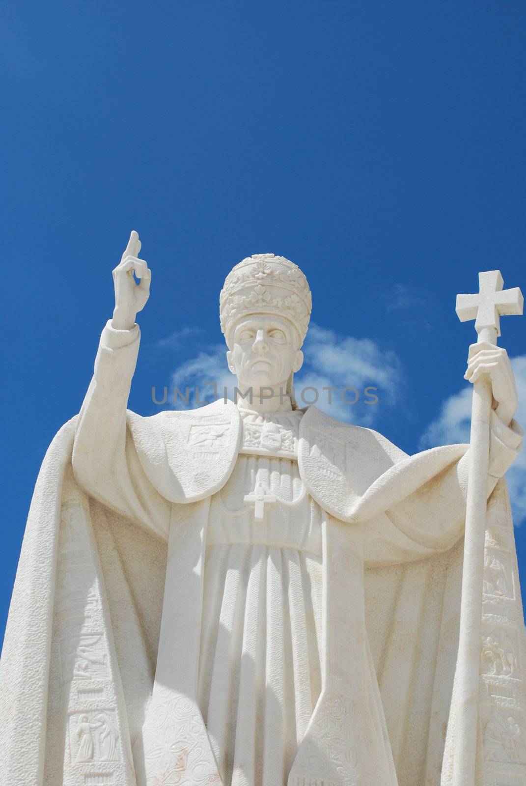 statue of the pope in the sanctuary of Fatima