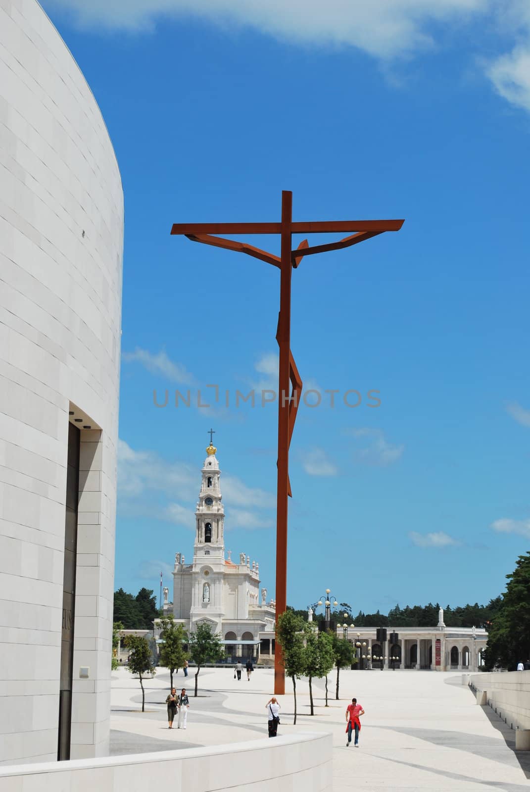 Modern cross on the Sanctuary of Fatima by luissantos84