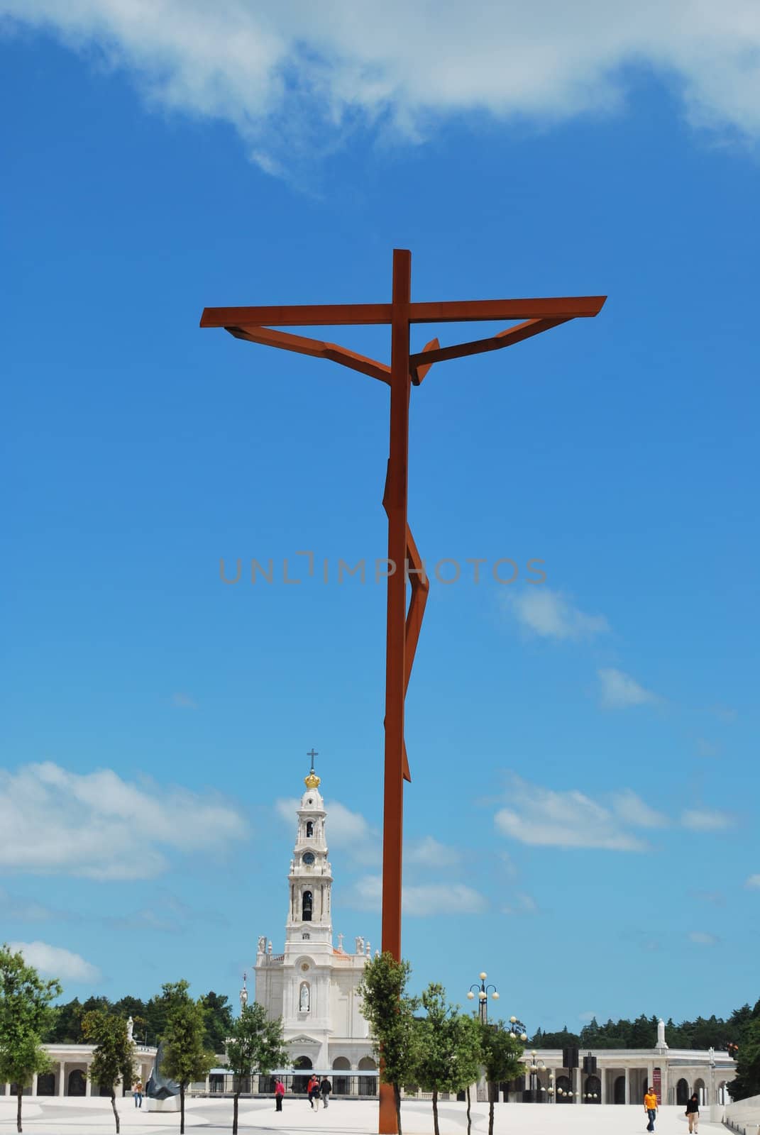 Modern cross on the Sanctuary of Fatima by luissantos84