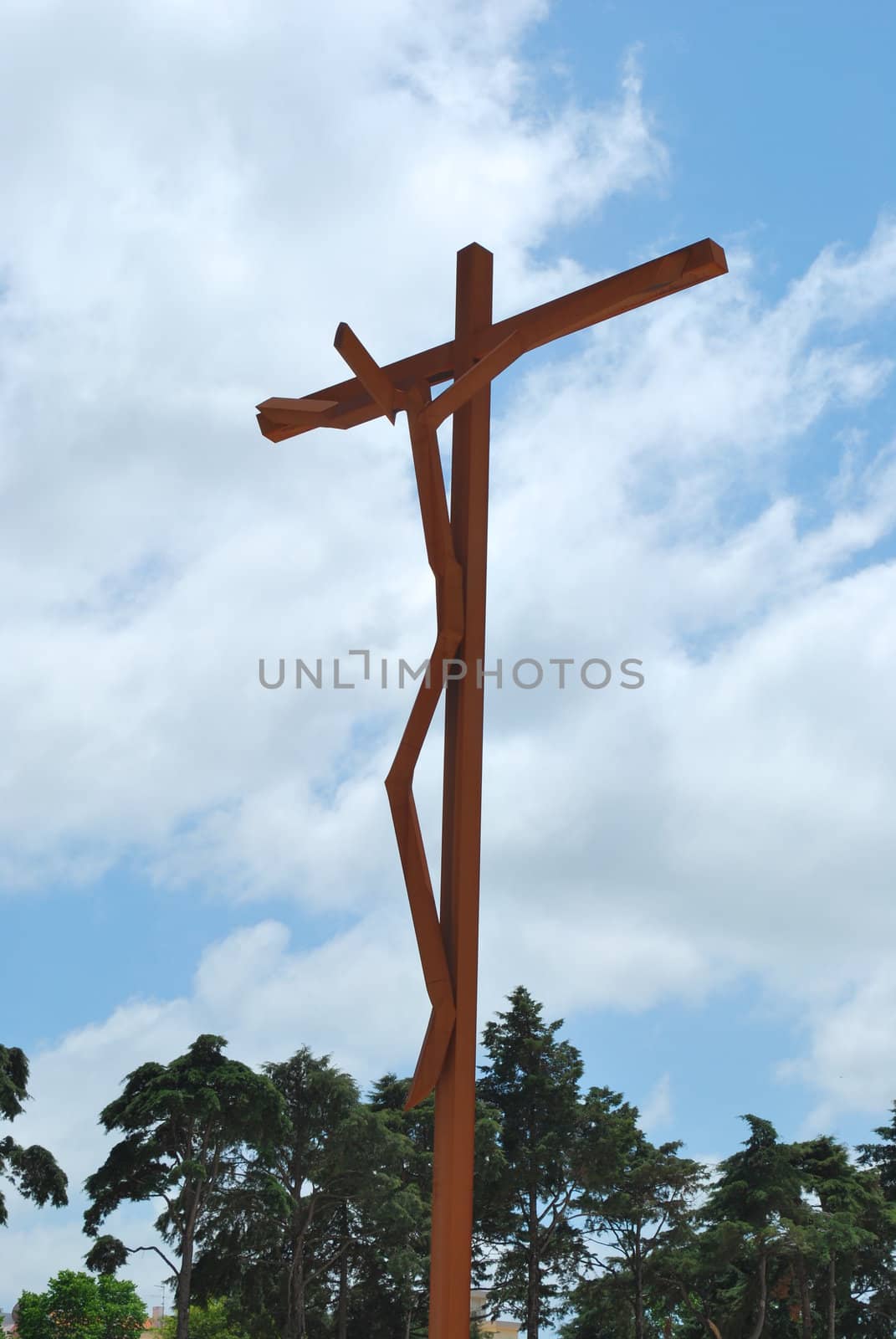 Modern cross on the Sanctuary of Fatima by luissantos84