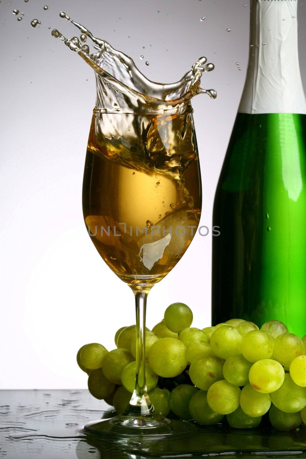 champagne splash by Yellowj