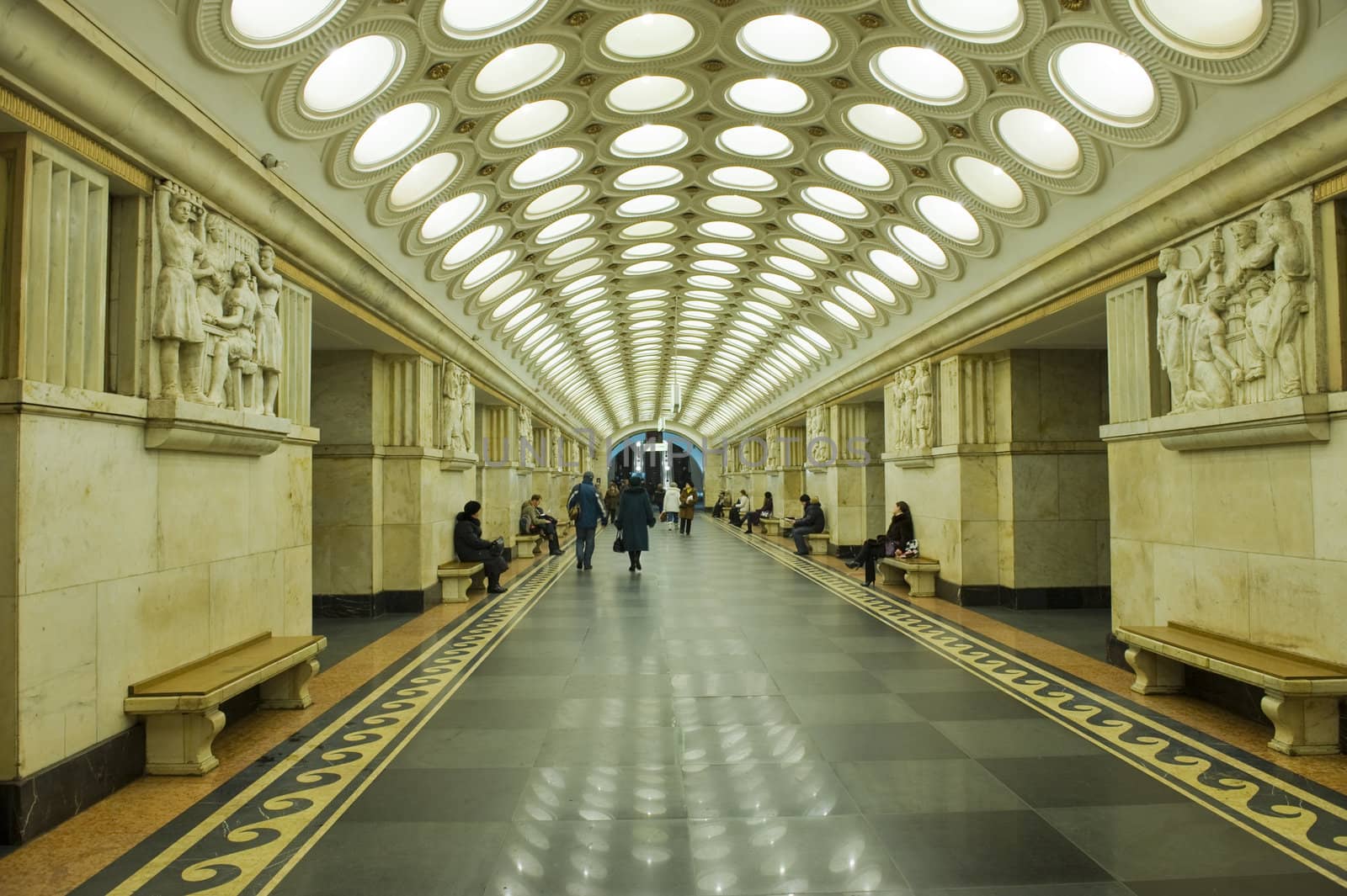 Moscow metro by Alenmax