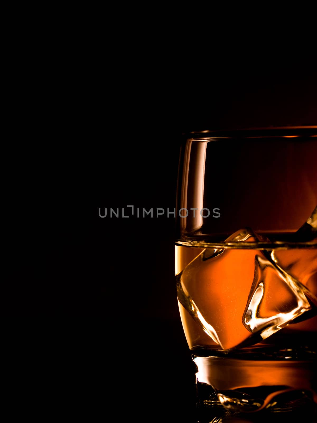 whiskey on the rocks, one glass