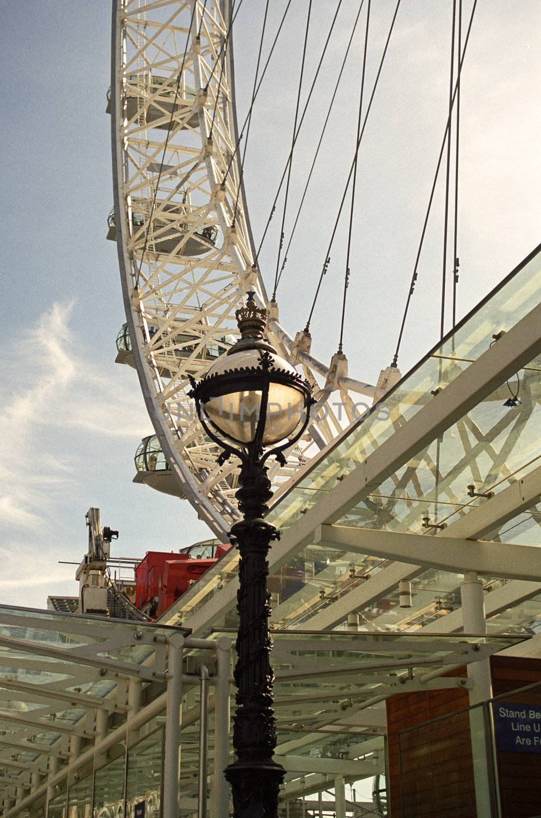 Take Off Point for the London Eye by pjhpix
