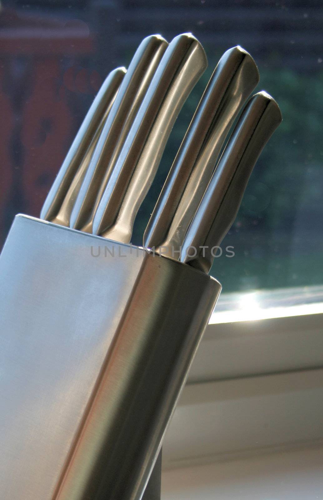 stainless steel knives by leafy