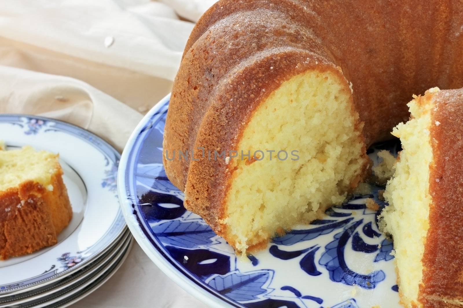 Lemon bundt cake with shallow depth of field. 