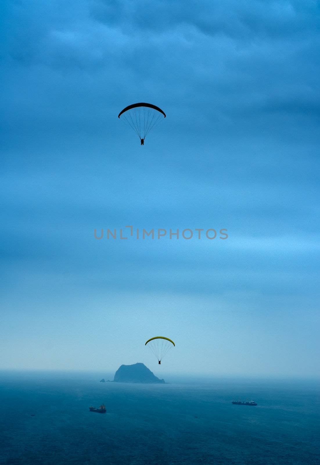 parachuting by elwynn