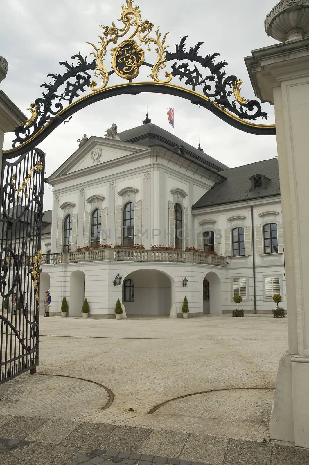 Grassalkovich palace by rorem