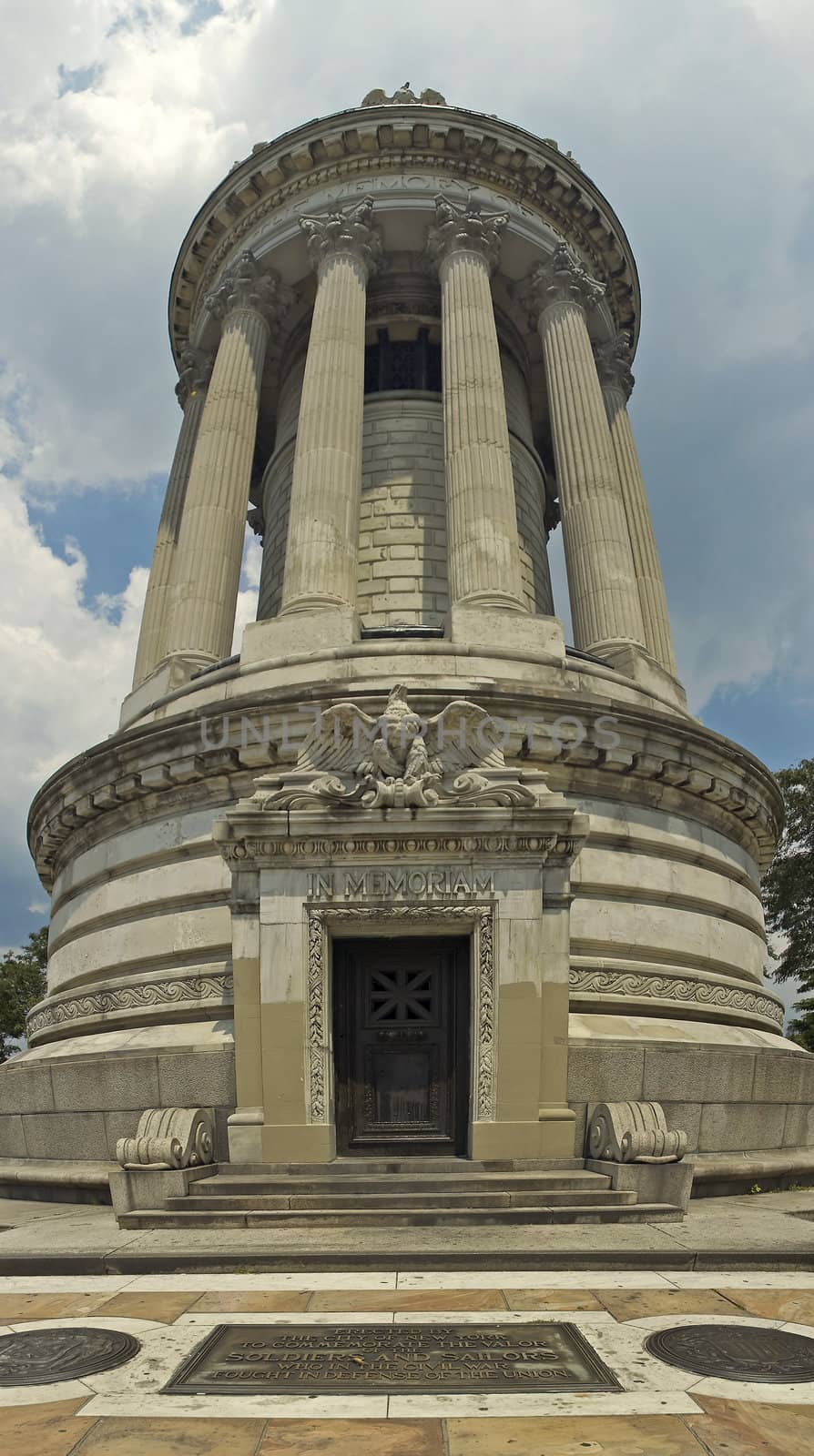 Soldiers' and Sailors' monument by rorem