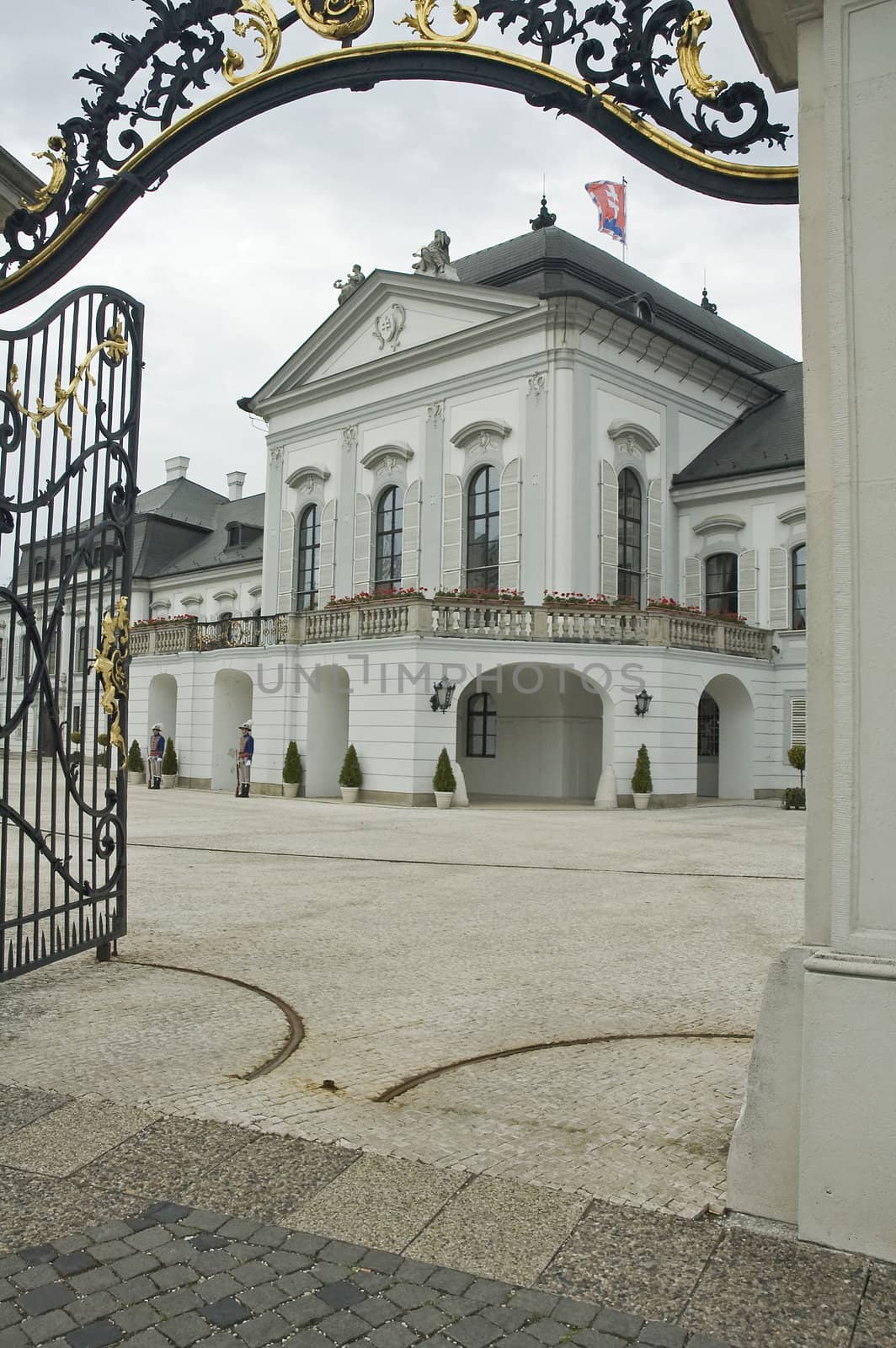 Grassalkovich palace by rorem