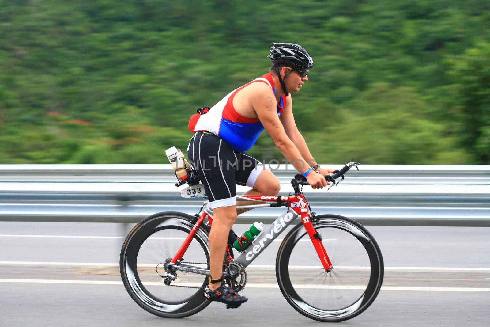 The triathlon IRONMAN competition held in Florianopolis - Santa Catarina - Brazil, on the 31th of may of 2009!