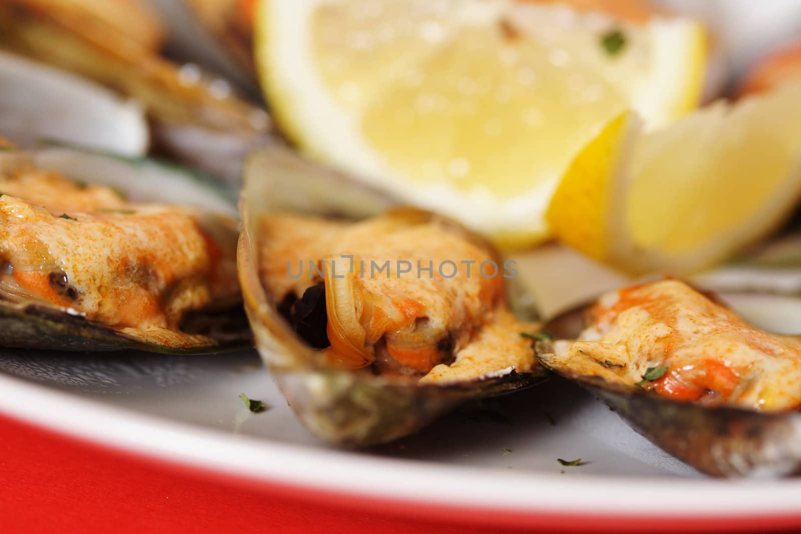 Baked mussels with mayonnaise