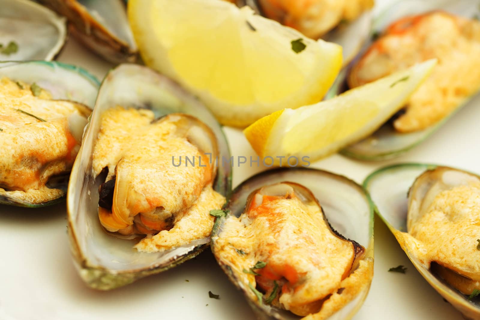 Baked mussels with mayonnaise