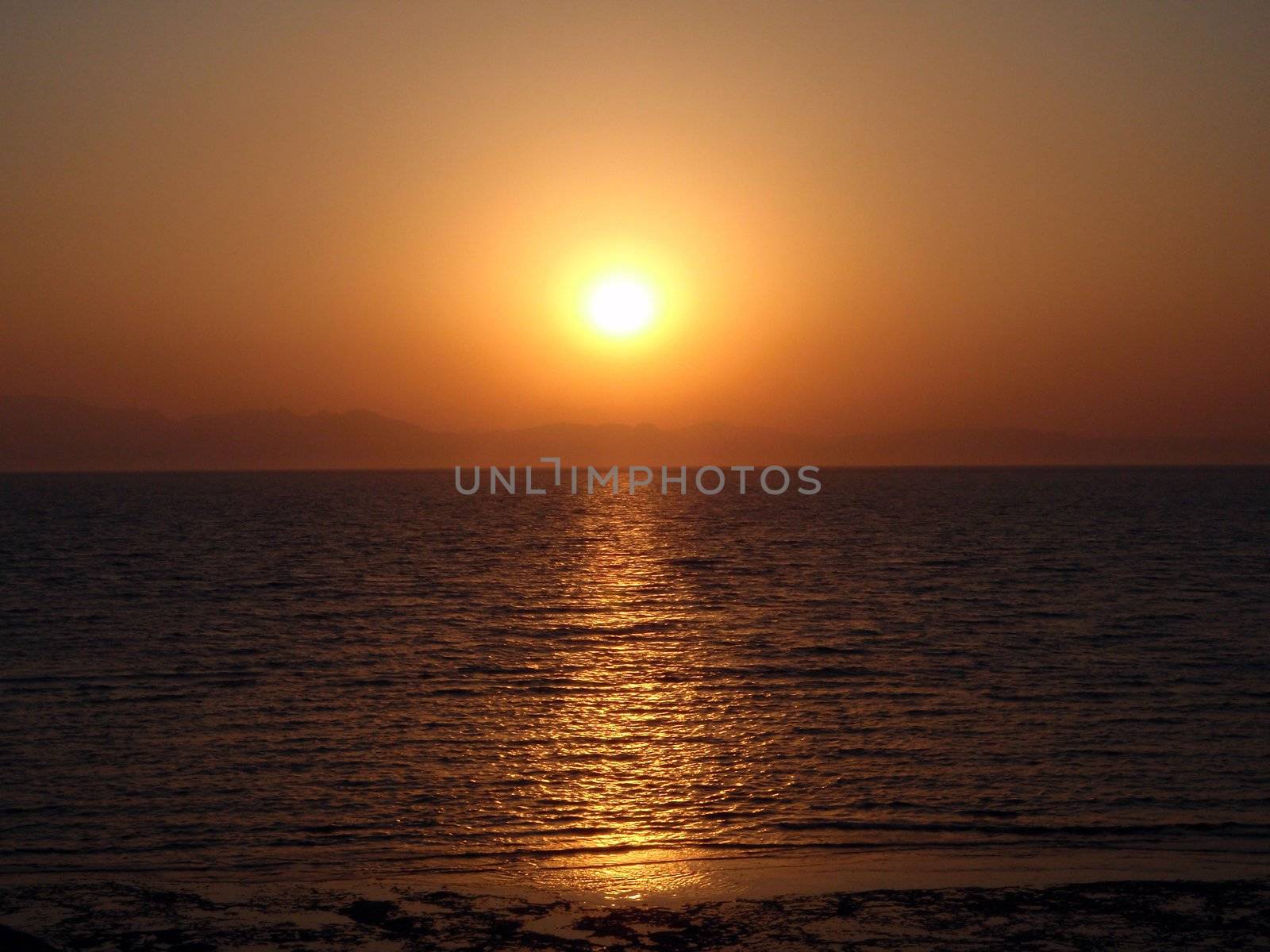 Sunrise on the sea by georg777