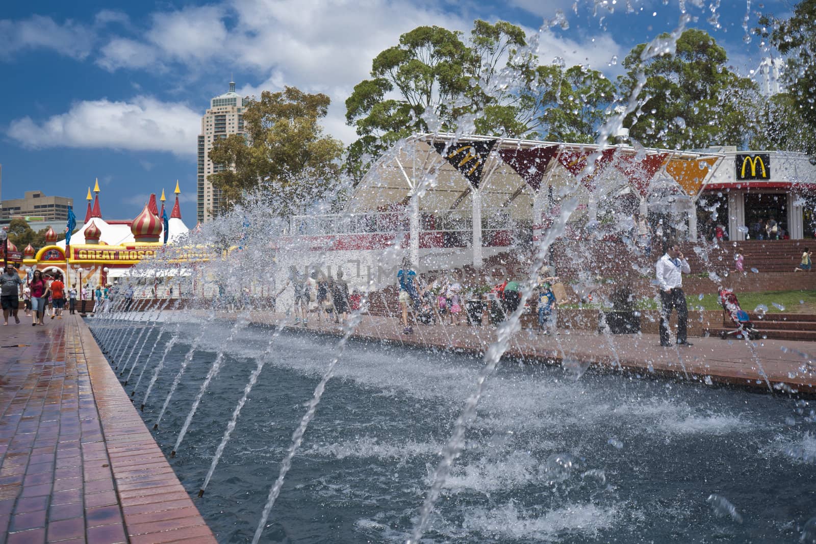 Waterfeature in Darling Harbour area, with Moscow Circus marquee in background.