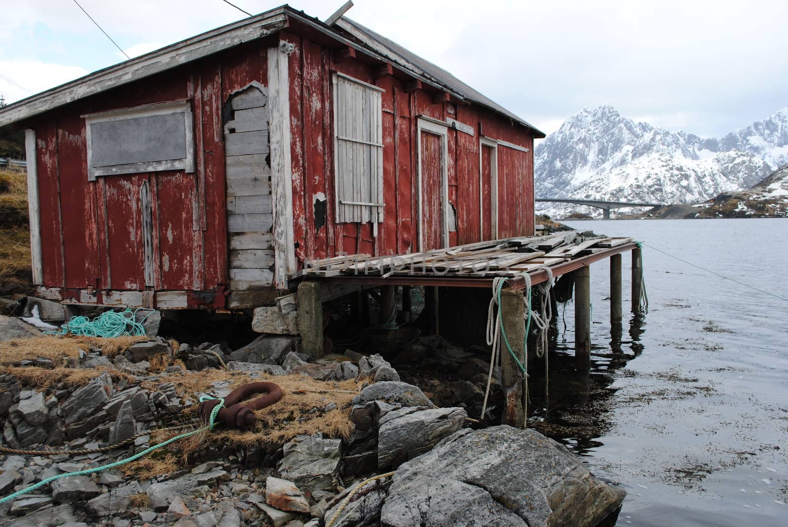 A red fishing lodge in Lofoten.