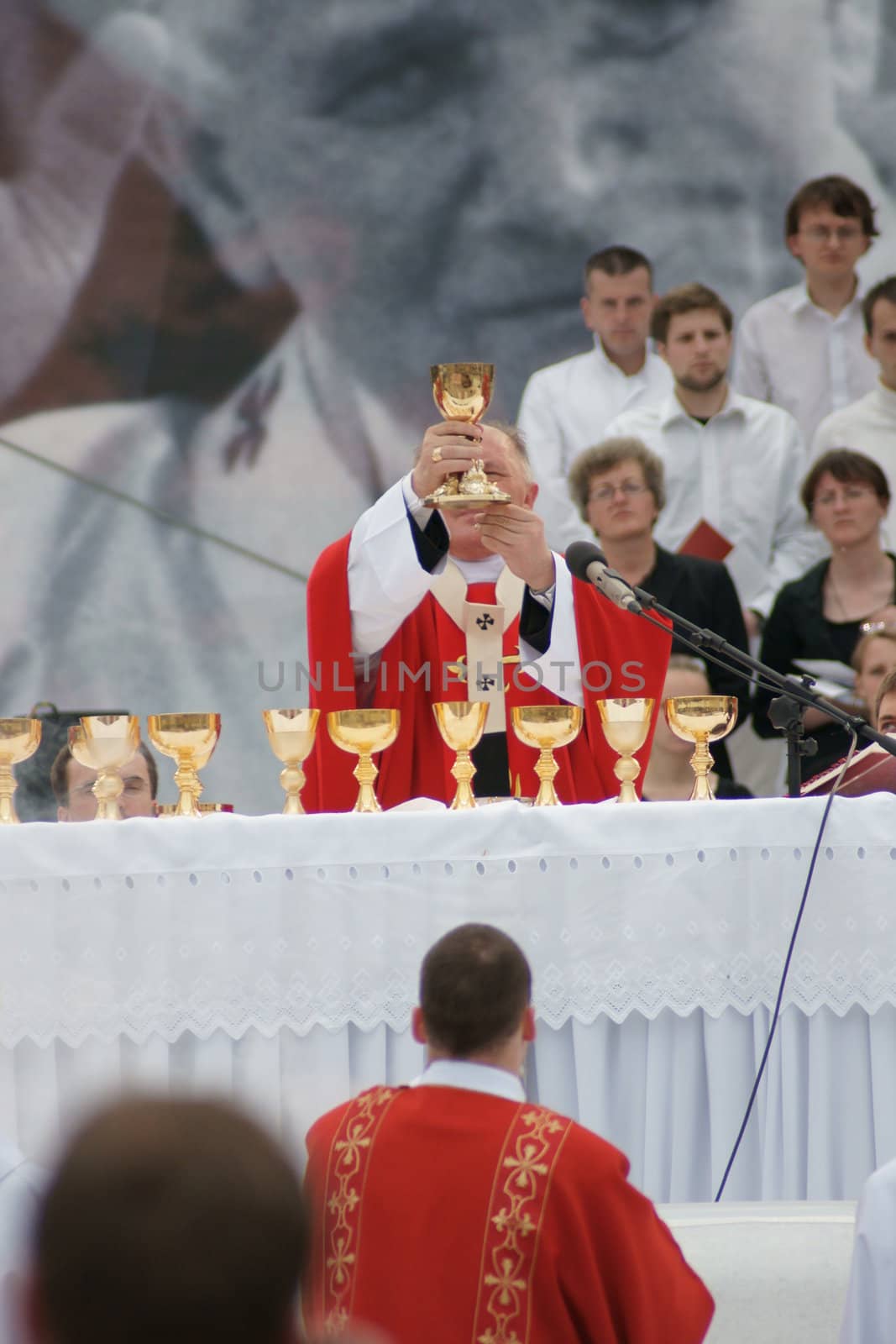 Warszaw, Poland - June 06: Archbishop Kazimierz Nycz in Pi?sudzkiego square on the Cross devotion Pope John Paul II in  the 20th anniversary of the Polish pope. About the pilgrimage: "Let your spirit come down and renew the face of the  earth"