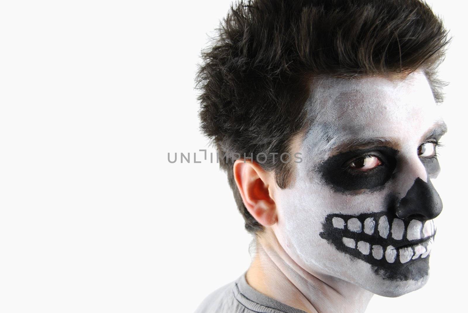 Creepy skeleton guy (Carnival face painting) by luissantos84