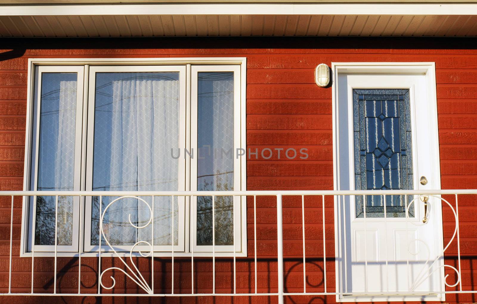 Front of red house by Mirage3