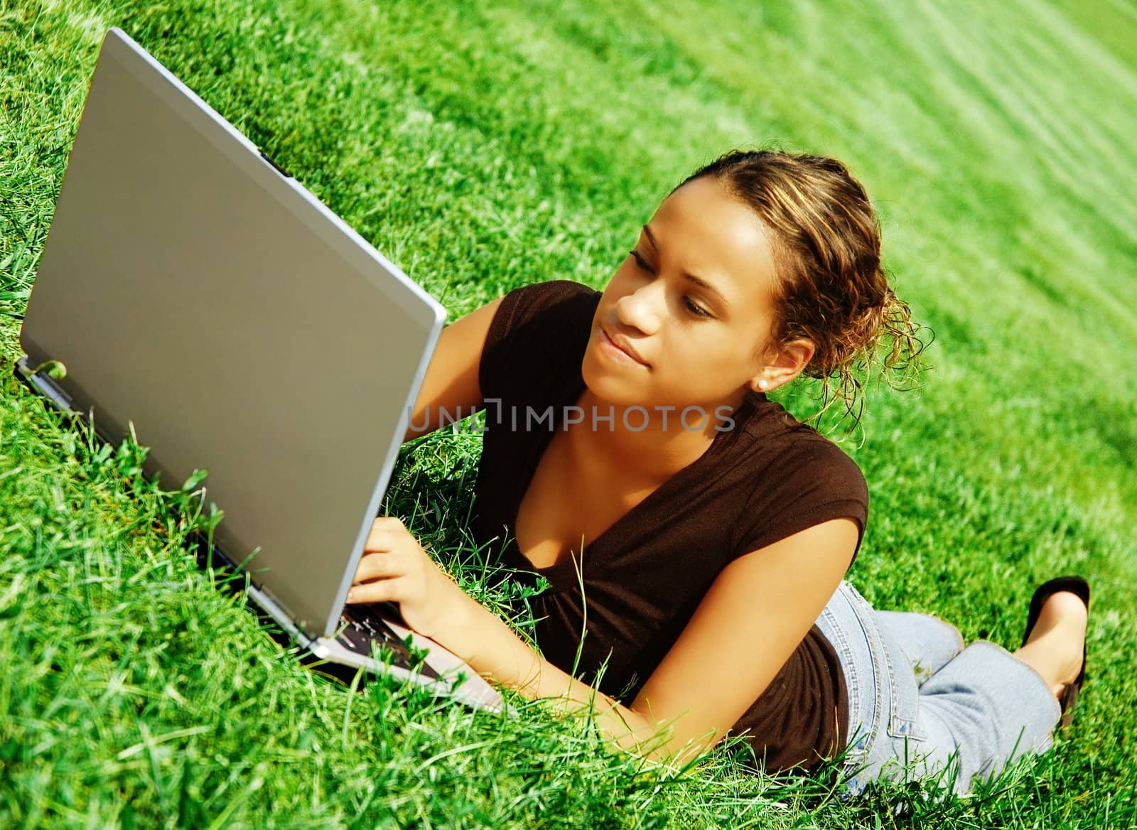 Laptop Girl by cardmaverick