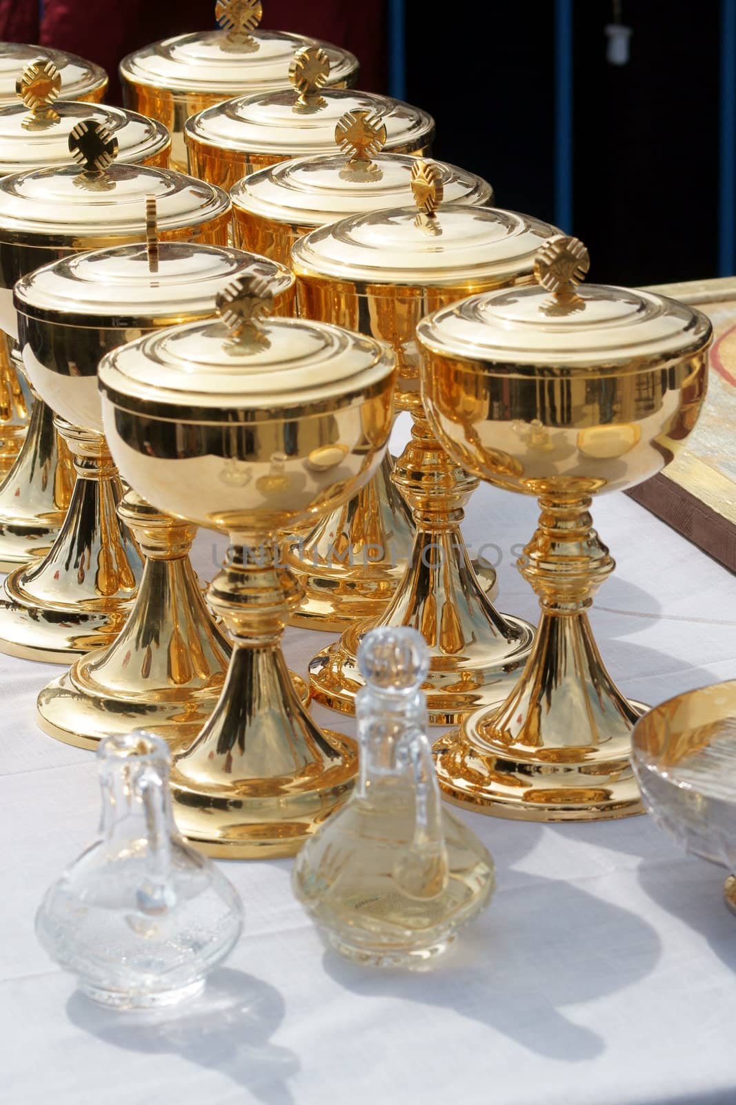 Warszaw, Poland - June 06: sacred vessels in Pi?sudzkiego square on the Cross devotion Pope John  Paul II in the 20th anniversary of the Polish pope. About the pilgrimage: "Let your spirit come down and renew the  face of the earth"