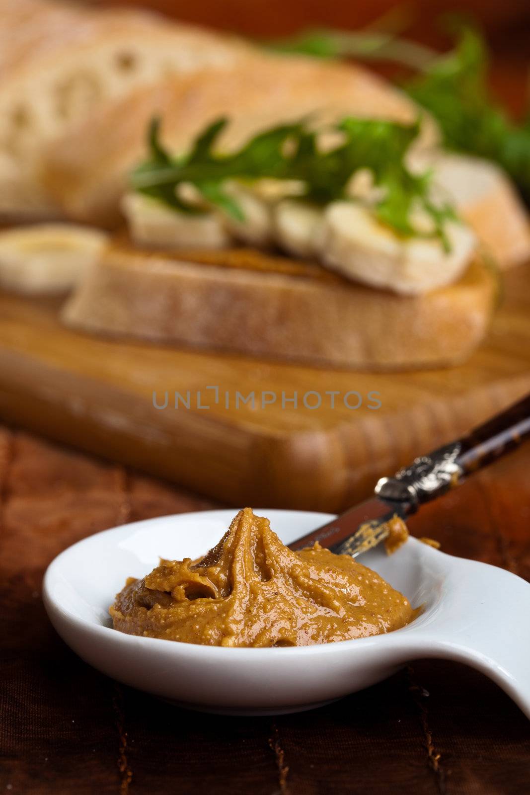 Creamy peanut butter by Fotosmurf